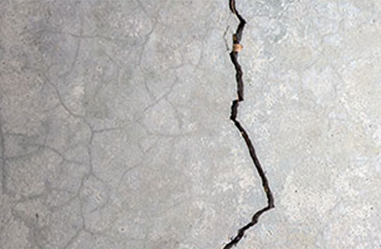 cold weather wall cracks