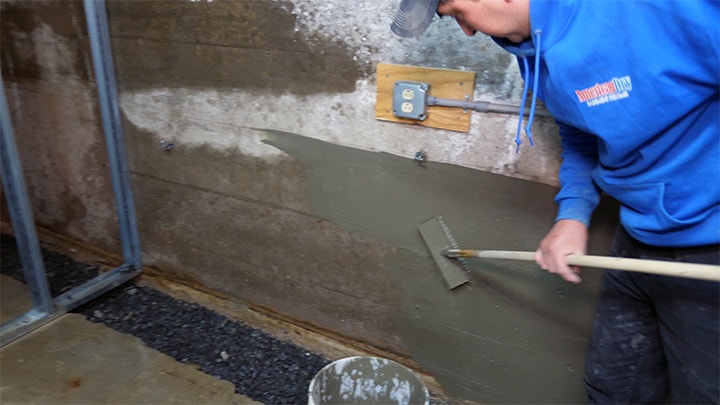 apply waterproofing to wall
